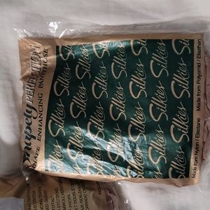 Women Silkies Shapely Perfection XTALL  - Nude pantyhose 010401‎